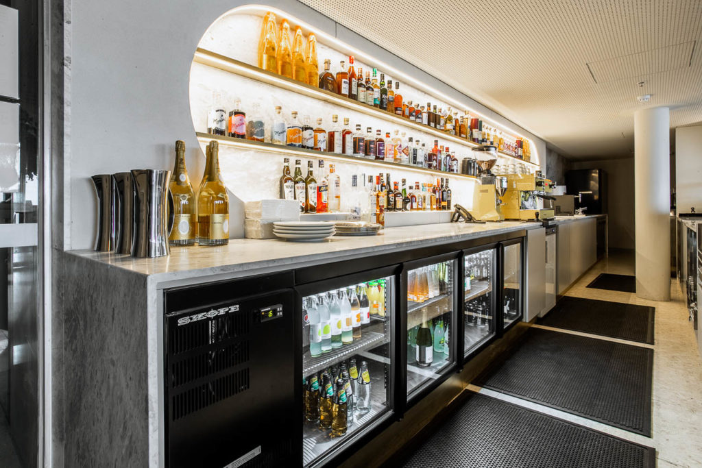 hotel fitout bar