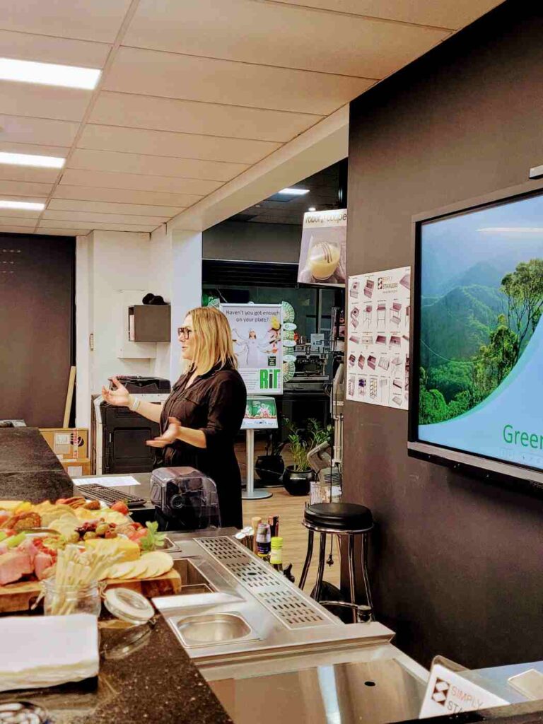 Caterlink Greener Kitchens & Bars: Waste-Less Event CompressJPEG.Online 1 80kb 6757