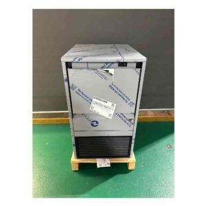 Clearance Skope GALA.NG45A-113 Self Contained Ice Cube Machine
