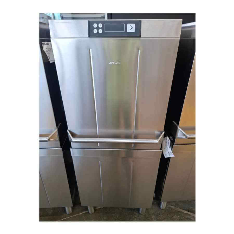 Clearance Smeg CWC520D 500 x 500mm Professional Dishwasher Clearance Smeg CWC520D 500 x 500mm Professional Dishwasher