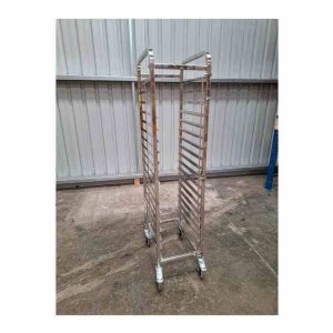 Clearance Mantova 0287E17TL 1/1 17 Tray Gastronorm Trolley with Tray Locks and Locking Castors