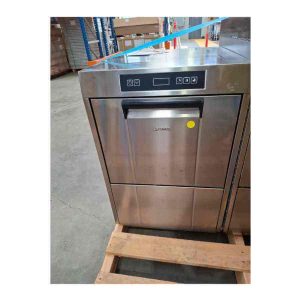 Clearance Smeg UG411DMAUS 400 x 400mm Fully Insulated Underbench Glasswasher