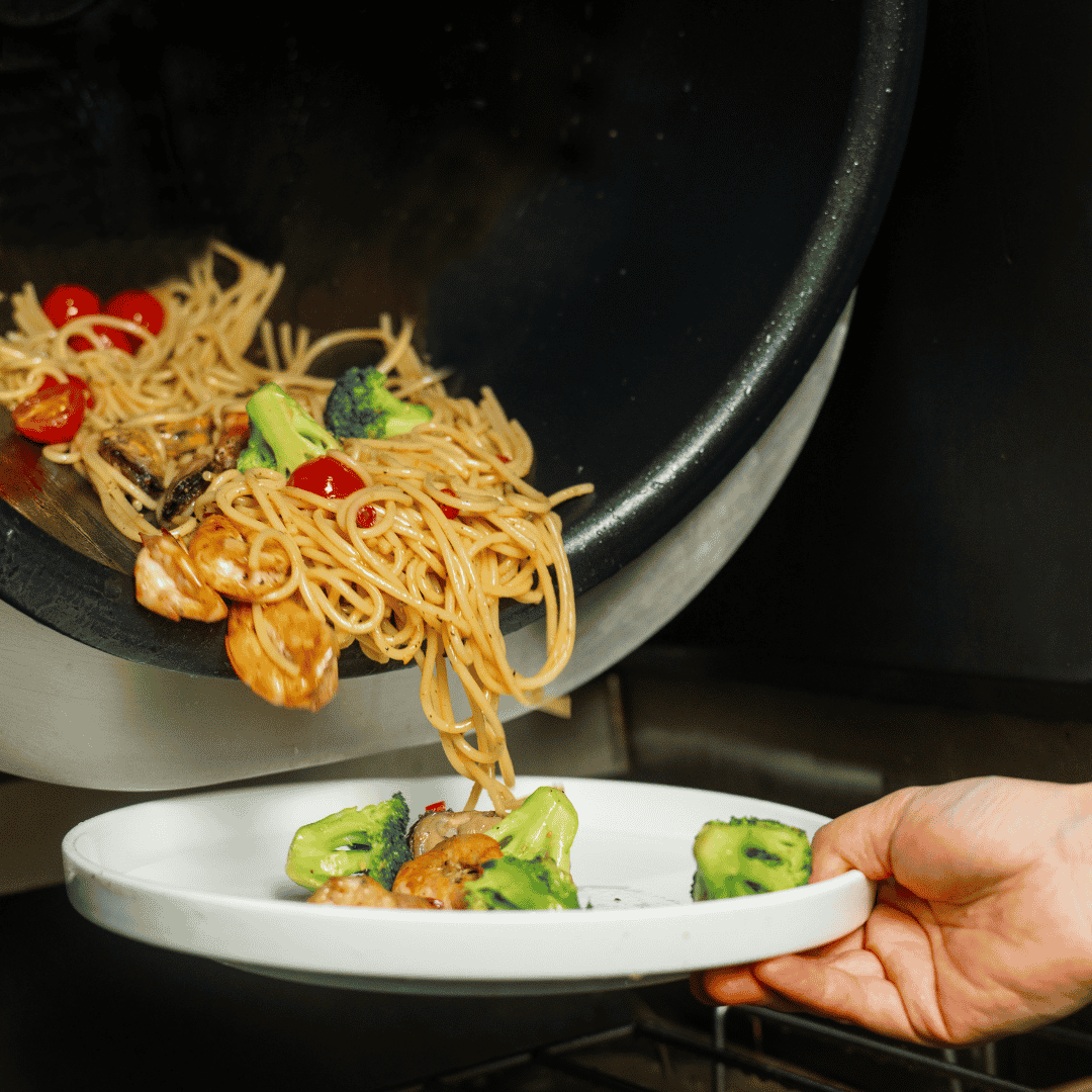 Ai And Robotics: Solving The Problems That Matter In Foodservice Botinkit demo2