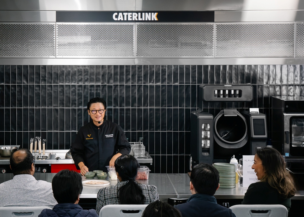 Luke Nguyen Showcases The Power Of Induction And Electric Cooking At Caterlink Caterlink lukenguyen web@attico fp 12 resized 1